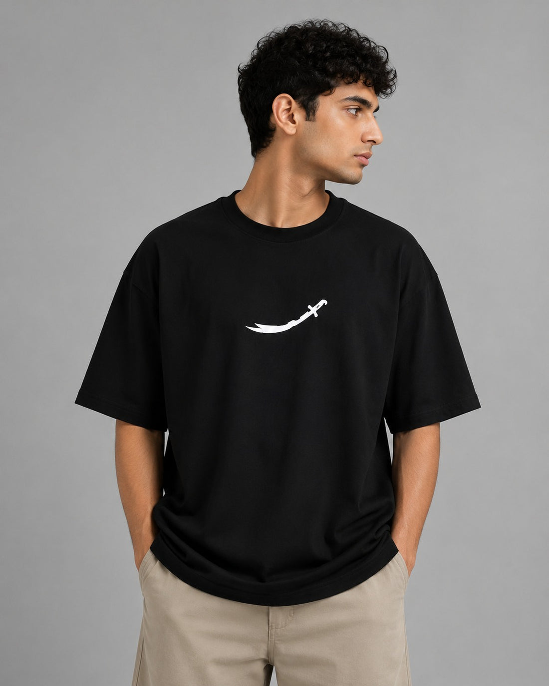 Musafir Oversized T-Shirt – Premium Graphic Streetwear Collection